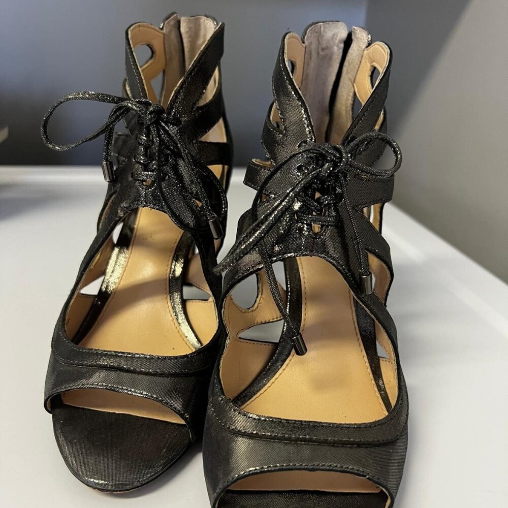 Vince Camuto Heels - Size 6